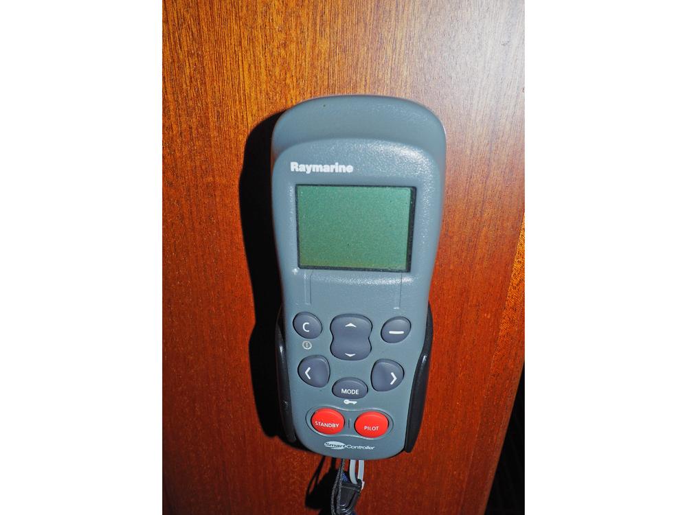  Navigation and electronics